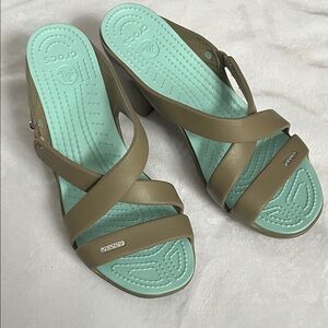 New Crocs Cyprus slide on heel sandal